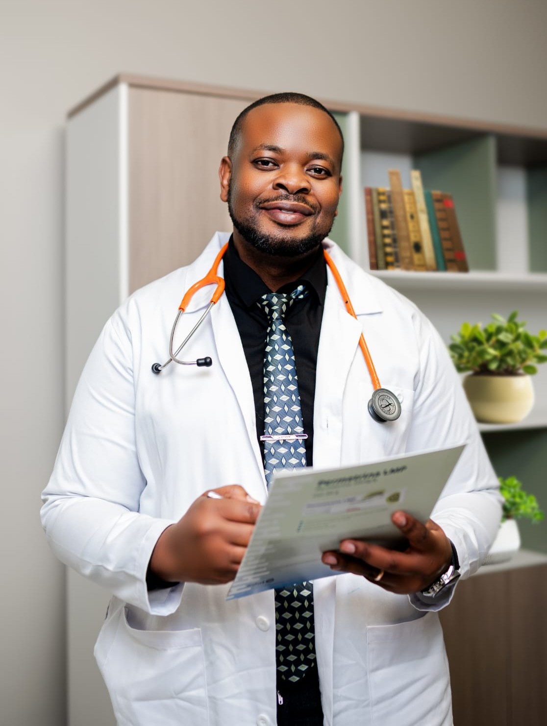 Dr. Milton Moçambique